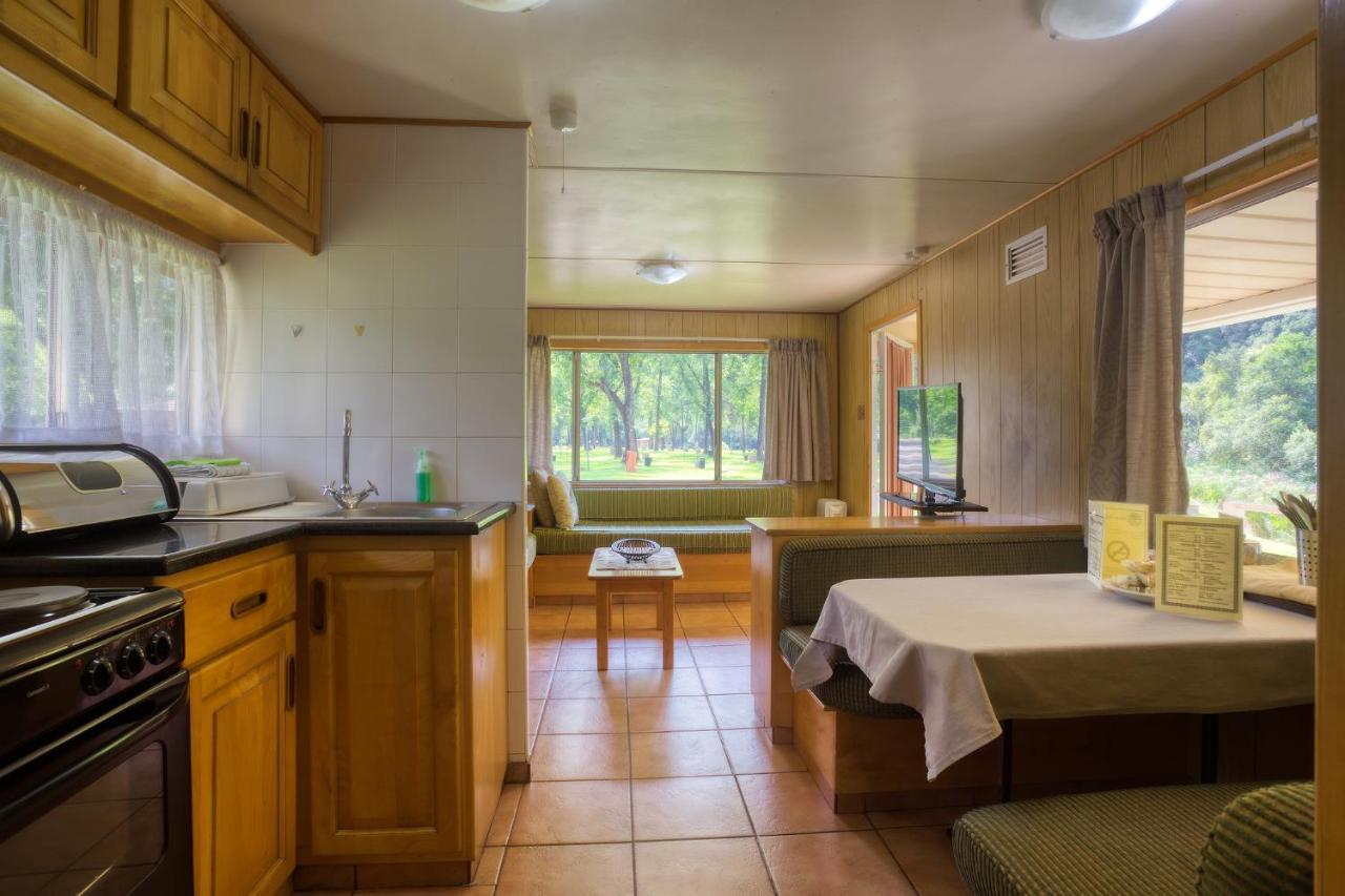Merry Pebbles Resort Сабі Екстер'єр фото